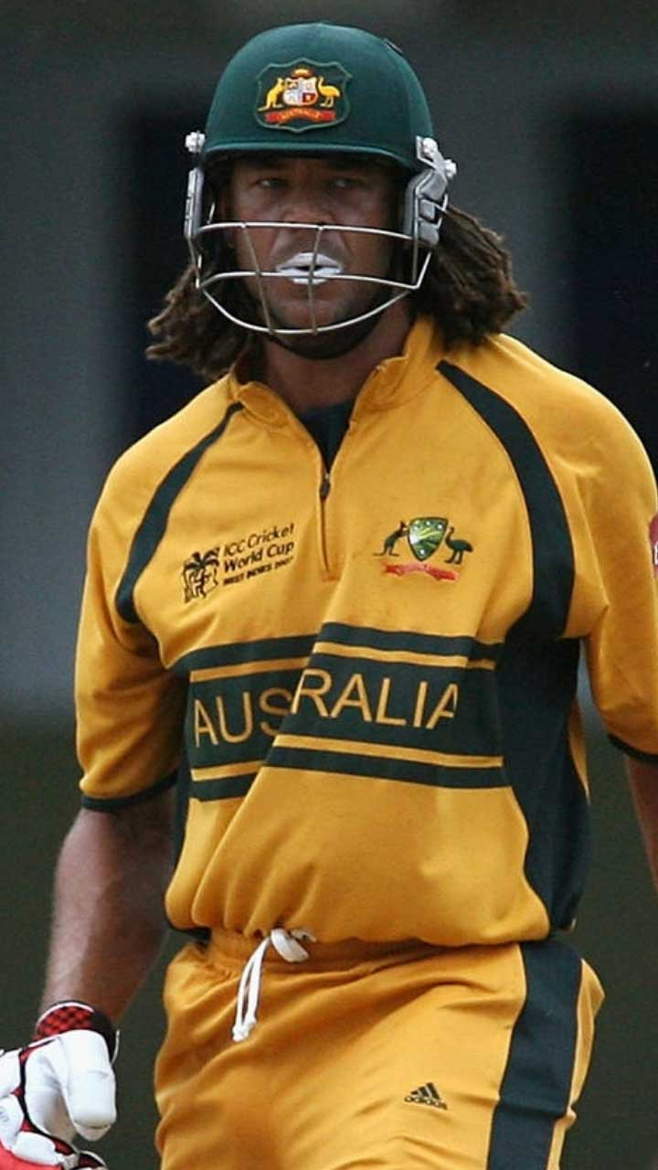 3. Record sixes (16) in First-Class cricket