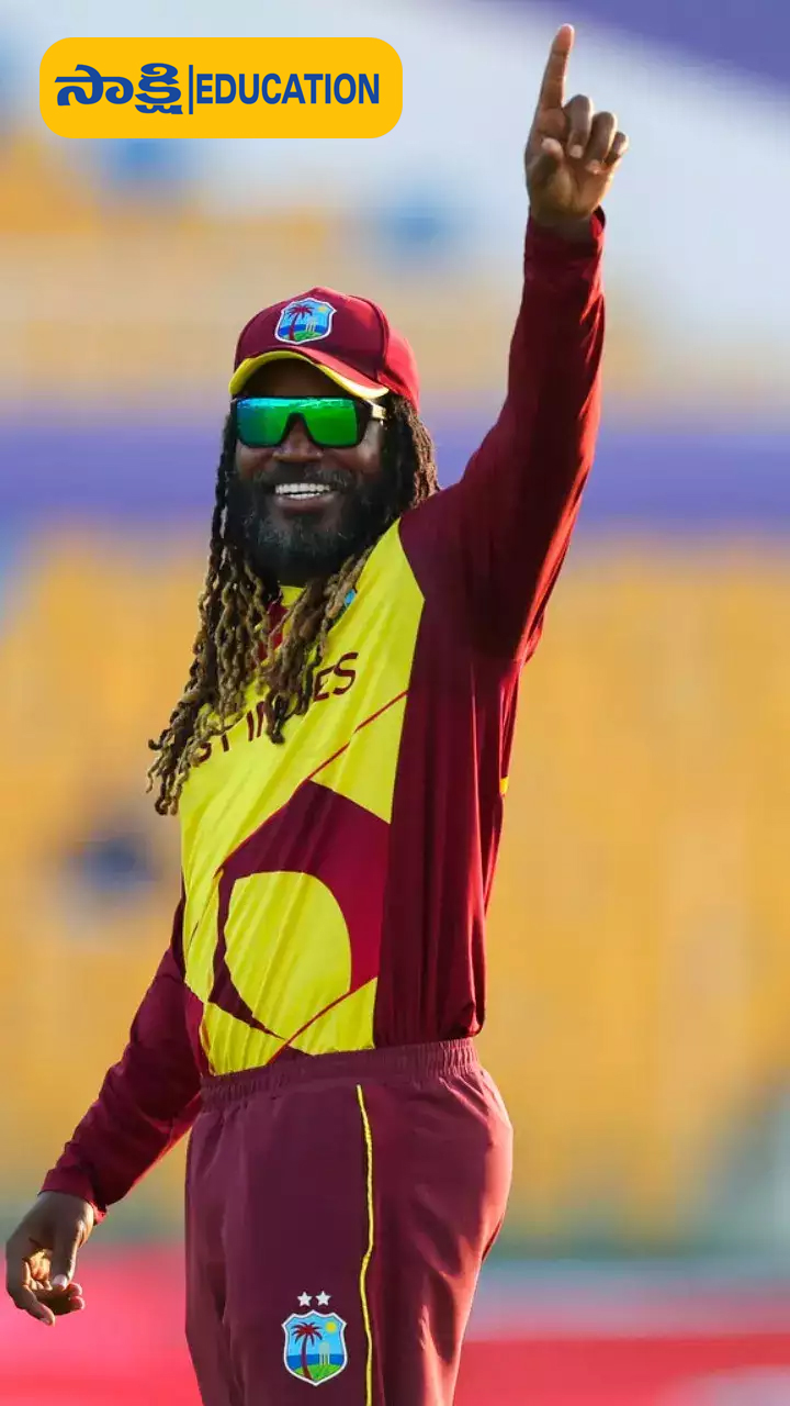 4. Chris Gayle: 215 vs   Zimbabwe, February 2015